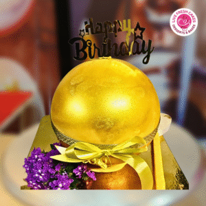 Pinata Hammer Golden Cake